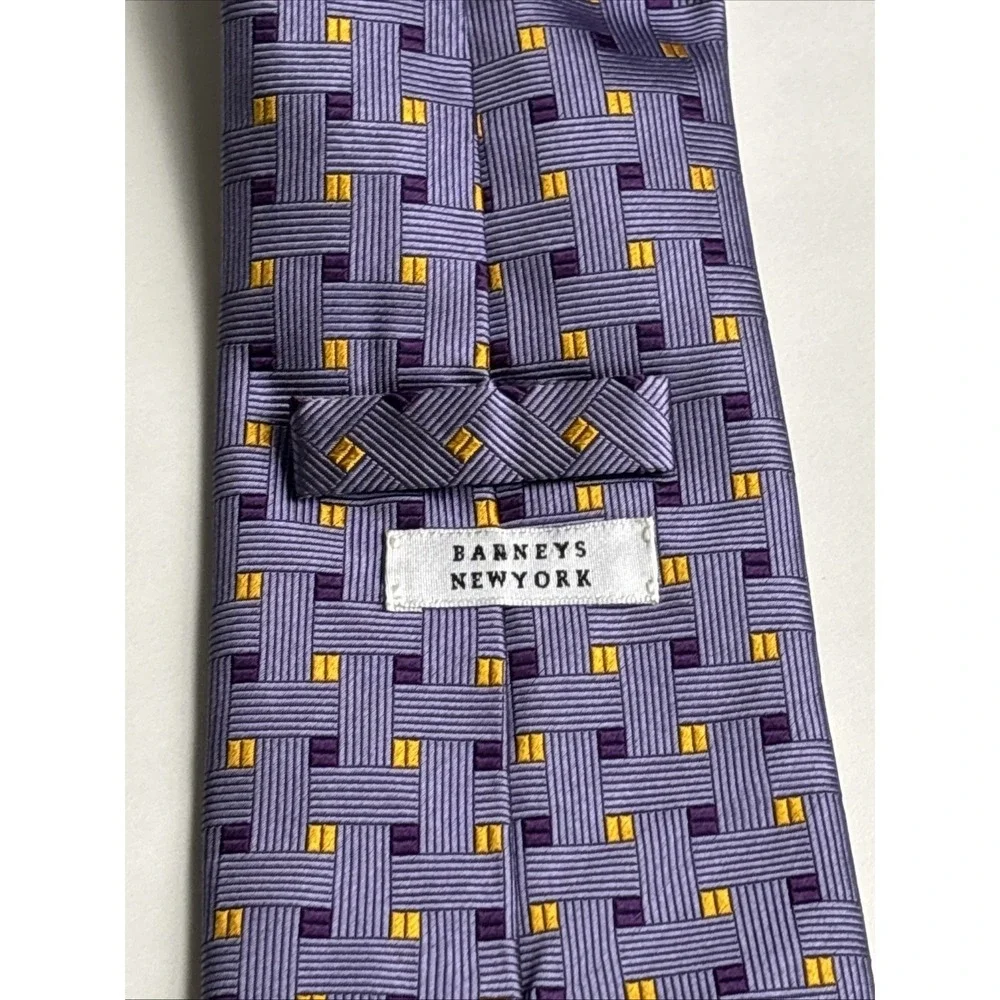 Barneys New York barneys new